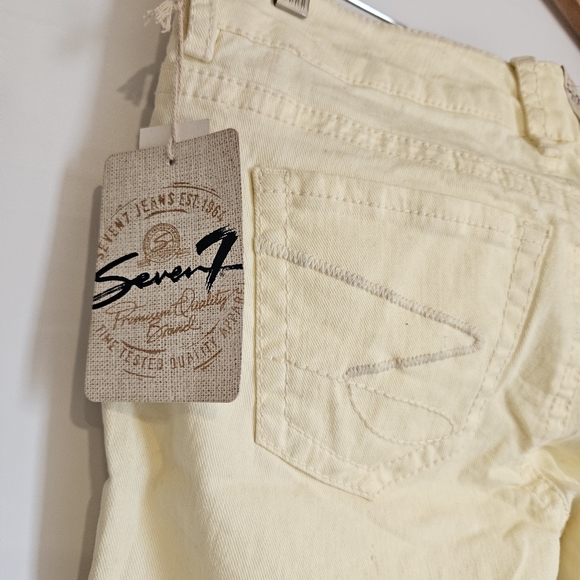 SEVEN7 ROLLED CUFF PALE YELLOW BERMUDA SHORTS - Picture 3 of 11